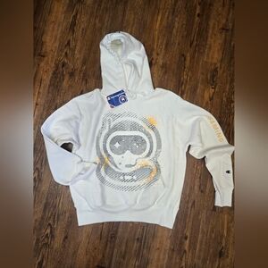 Ultimate Gaming Hoodie Champion M nwt $70 White Cool Students gamer graphics